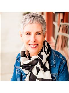 Susie Lamb-Tonnemacher - RE/MAX United