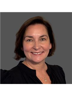 Catherine Tysor - RE/MAX Homestead
