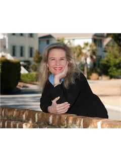 Caddell Czura - RE/MAX Island Realty