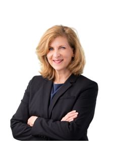 Karin B. Hull - RE/MAX Executive