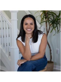 Alexis Allen - RE/MAX Elite Realty Group
