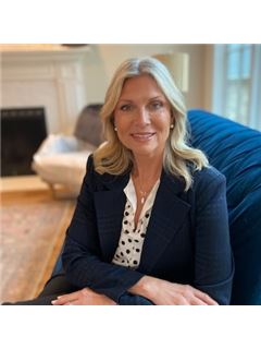 Shanda Heller - RE/MAX United