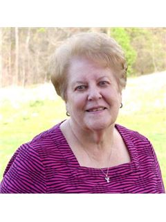 Deedie Dedmon - RE/MAX Select