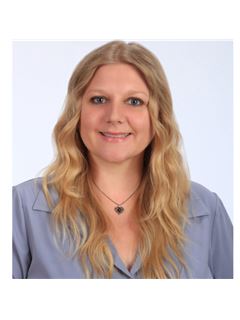 Evelyn Riddle - RE/MAX Summit