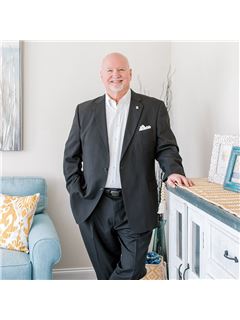 Scott Ellis - RE/MAX Southern Shores
