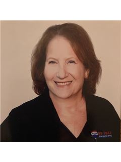 Lois Hutchins - RE/MAX Elite Realty Group