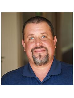 Nicolas Fowler - RE/MAX Elite Realty Group