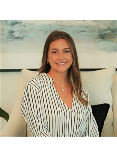 Ashley Whitaker - RE/MAX Executive