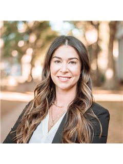Whitney Hahn Gibson - RE/MAX Executive - LKN Pros