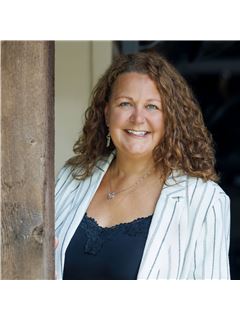 Angela Reno - RE/MAX Executive