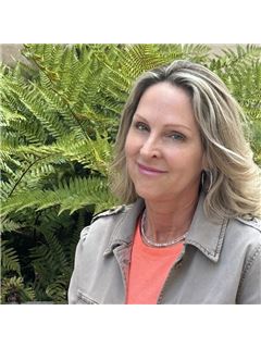 Jill Strickland - RE/MAX Premier Realty