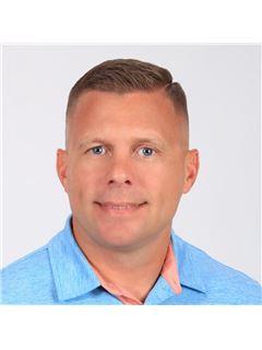 Ryan Conyers - RE/MAX Summit
