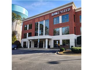 Office of RE/MAX United - Cary