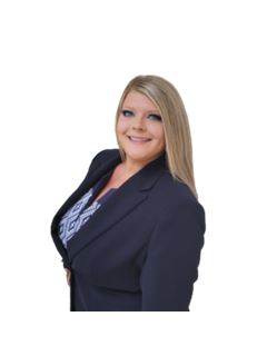 Katelin Mathis - RE/MAX Signature