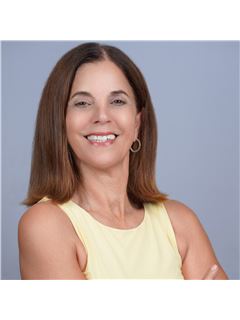 Gizella Ziva Winder - RE/MAX Concierge Realty