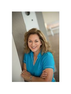 Lisa Neff - RE/MAX Harbor Realty