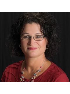Elizabeth Gargula - RE/MAX Premier Group