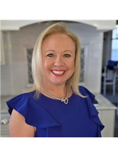 Jeannie Dunning, P.A. - RE/MAX Champions