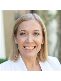 Ellis Wong - RE/MAX Elite