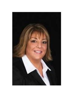 Danielle Nielson - RE/MAX Realtec Group