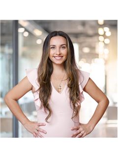 Margeaux McCarthy - RE/MAX Harbor Realty