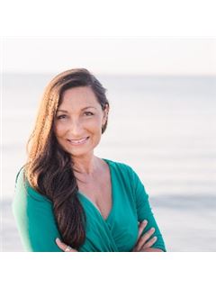 N. Elizabeth Bodie - RE/MAX Services