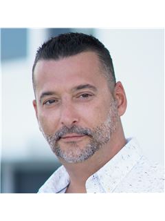 David Glidewell - RE/MAX Signature