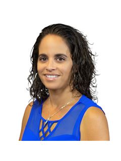 Erika Brown - RE/MAX Elite