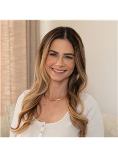 Whitney Carney - RE/MAX Realty Unlimited