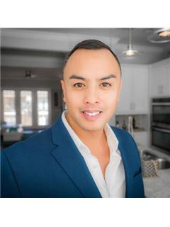 Roland Barcenilla - RE/MAX Prime Properties