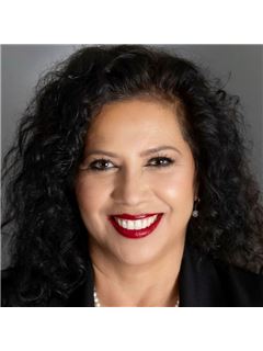 Gloria Heck - RE/MAX Direct