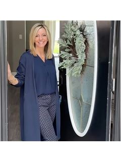 Allison Day, REALTOR® - RE/MAX Town & Country Realty