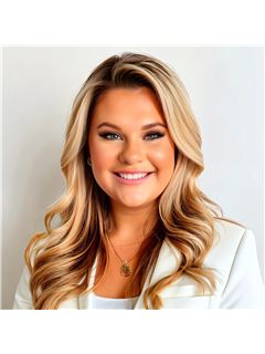Julie Morris - RE/MAX Realty Unlimited