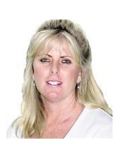 Kimberly Sobecki - RE/MAX Realtec Group