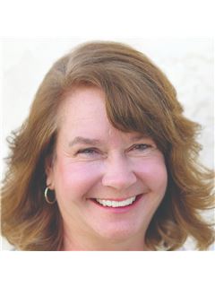 Joleen Padgett - RE/MAX 1st Choice