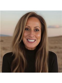 Lisa Galano - RE/MAX Services