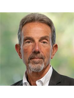 Chuck Vaciliou - RE/MAX Alliance Group