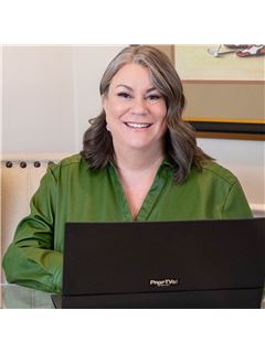 Associate - Kerry M. Ramage - RE/MAX Elite