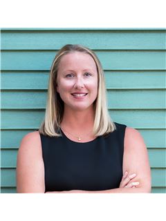 Ashley Hall - RE/MAX Trend