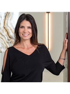 Kim Benedettini - RE/MAX Champions