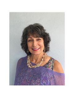 Amy Y. Gray - RE/MAX Elite