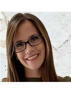 Chelsey Trebing - RE/MAX Trend