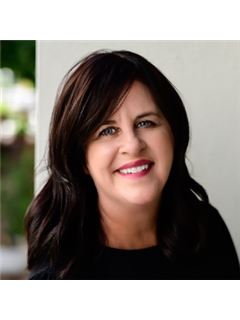 Jennifer Miller-Kuhn - RE/MAX Champions