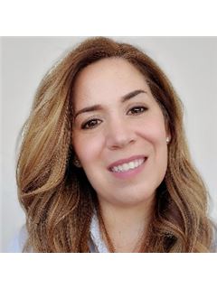 Yolaine Vina - RE/MAX City Centre Realty