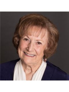 Gwen Zierke - RE/MAX Champions