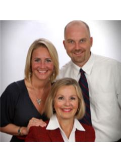 Roberta Mechler - RE/MAX Direct