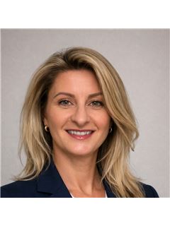 Victoria Sliwinski - RE/MAX Alliance Group