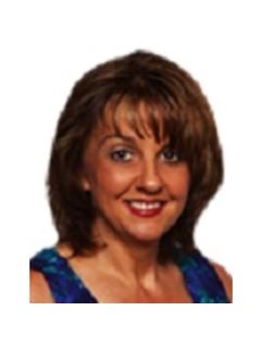 Joya Kaye Hoffard - RE/MAX Aerospace Realty