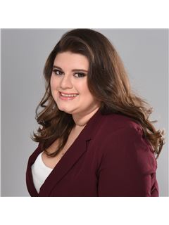 Jasmin Pimienta - RE/MAX Advance Realty II