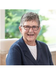 Joanne K. Samuelson - RE/MAX Specialists